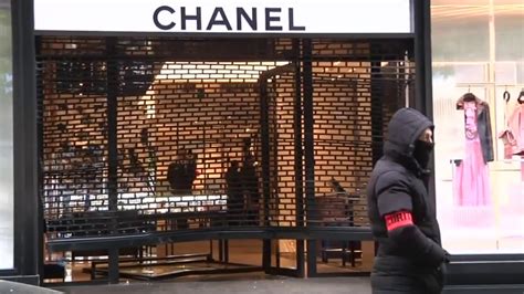 paris chanel robbery|short hills mall robbery Chanel.